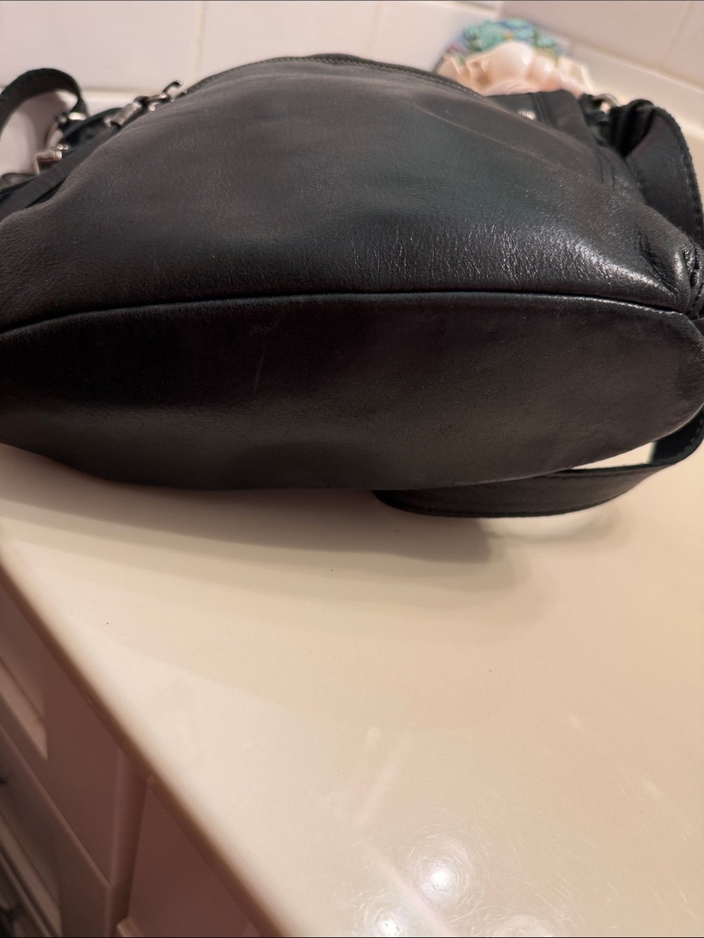 The Sak Black Leather Crossbody Bag - Picture 8 of 11